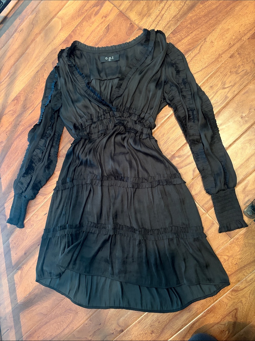 OPT ONE PRETTY TIME Tianna Mini Dress Black Pleated Ruffle Tiered Silk Size XS